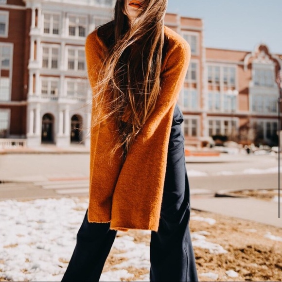 NWOT F21 Bell sleeve TOP 🧡 - Picture 5 of 7